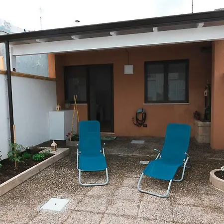 Semesterbostad La Casetta Calimera (Lecce)